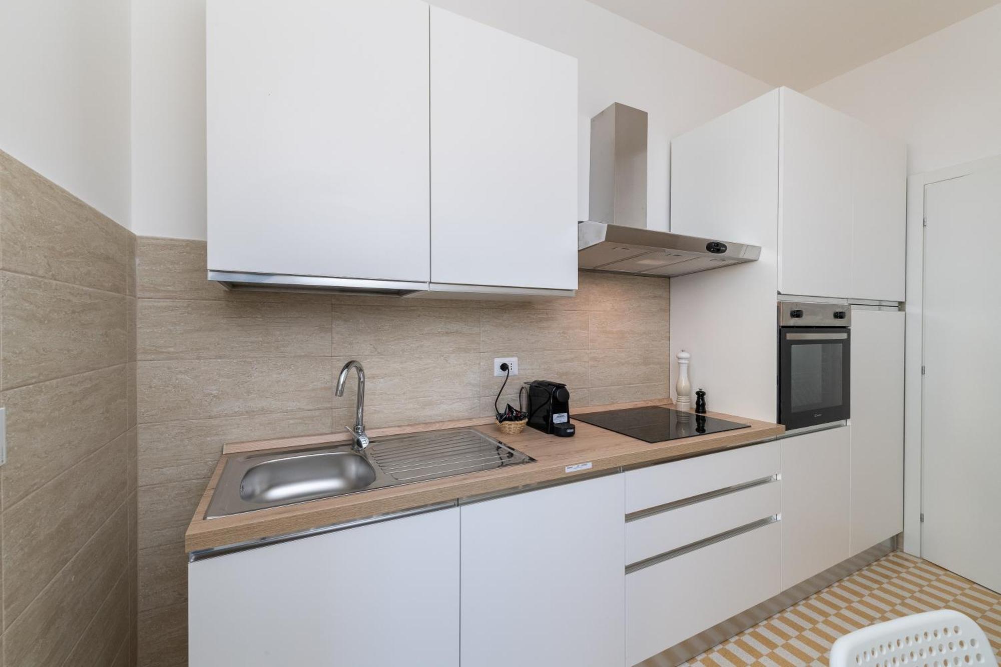 Luxury And Sweet Home-Metro Malatesta Roma Exterior foto